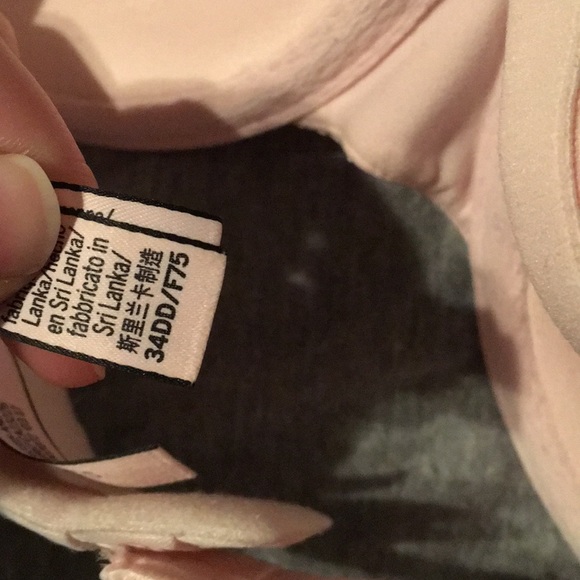 Victoria Secret Bra - Picture 3 of 3